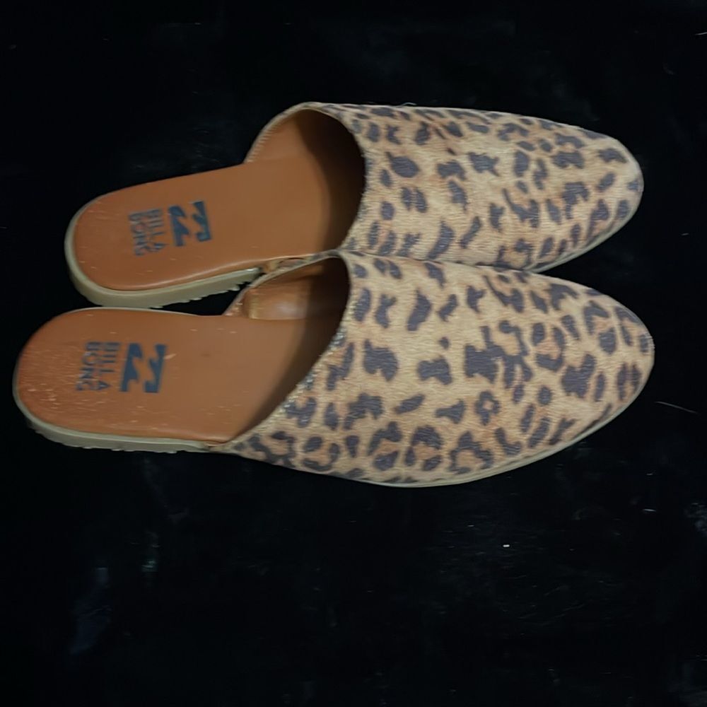 Billabong Leopard Print Slip-On Shoes - Picture 4 of 8